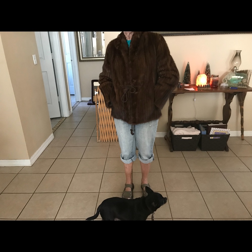 Mink Jacket - Picture 8 of 8